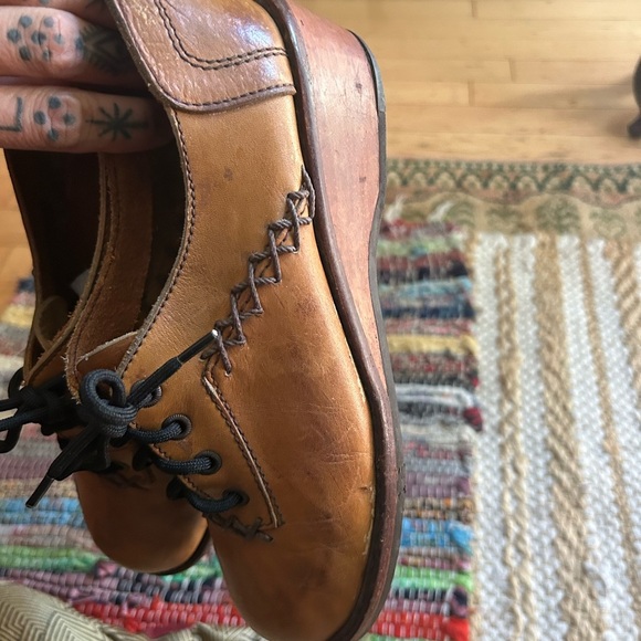 Vintage 70s Tan Leather Women's Flats - Picture 12 of 16